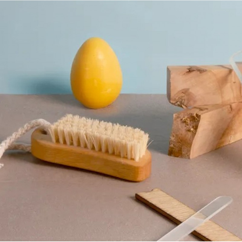 BROSSE A ONGLES AVEC LIEN