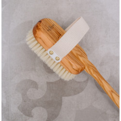 BROSSE DE BAIN BOIS D'OLIVIER